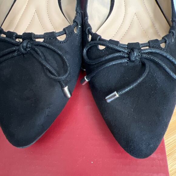 Dress Barn Fiona Womens Microsuede Vegan Black Flat Shoes Size 9M - Picture 5 of 9
